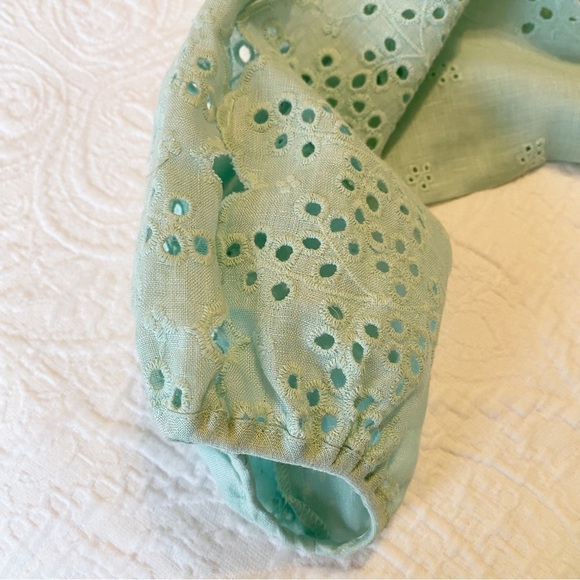 Tyler Boe 100% Linen Eyelet Cut Out Long Sleeve Top - Medium - Picture 8 of 13